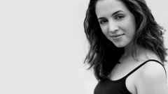 Eliza dushku