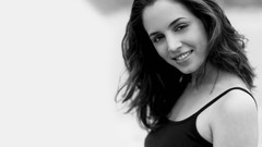 Eliza dushku