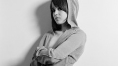 Ellen page grayscale monochrome