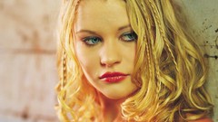 Emilie de Ravin