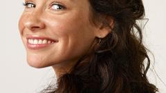 Evangeline lilly smiling