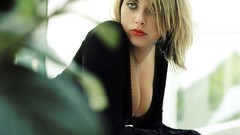 Eyes blondes charlotte church