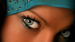 Eyes hijab
