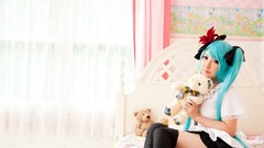 Eyes woman beds asians blue hair models teddy bears toys 