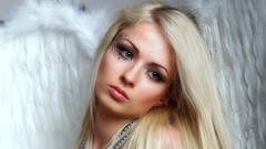 Eyes woman feathers blondes brunettes models