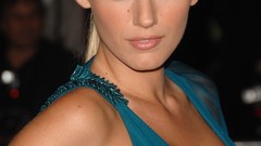 Eyes woman shoulders blondes blake lively cleavage