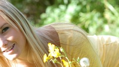 Eyes woman widescreen faces blondes smiling multiscreen Jewel A