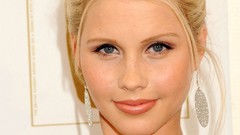 Faces blondes Claire Holt