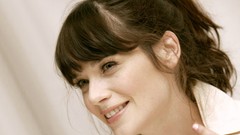 Faces brunettes woman close-up