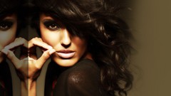 Faces brunettes woman mirrors