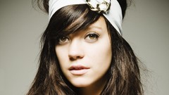 Faces lily allen singers