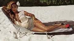 Feet Beyonce Knowles long legs