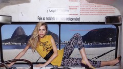 Feet models Aline Weber