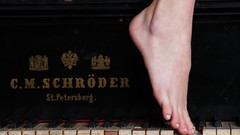 Feet piano
