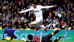 Feet Real Madrid soccer Gonzalo Higuain
