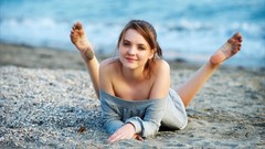 Feet woman Amelie Beaches outdoors barefoot brunettes