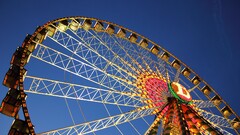 Ferris Wheel sky lights construction