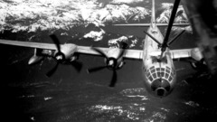 Flight Boeing high refueling Resolution 50d