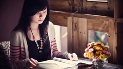 Flowers woman Books asians Viet Nam