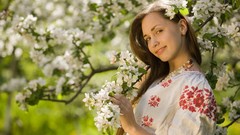 Flowers woman brunettes