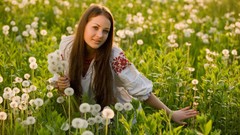 Flowers woman brunettes