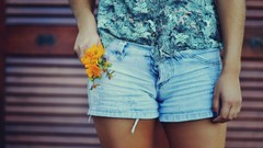 Flowers woman Shorts legs