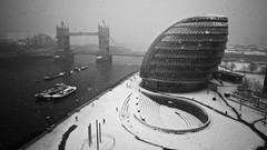Fog snow winter London monochrome cities cityscapes london 