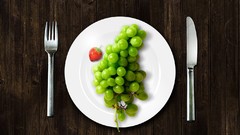 Food grapes strawberries fruits tabletop