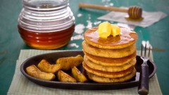 Food honey pancakes