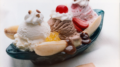 Food ice cream cherries