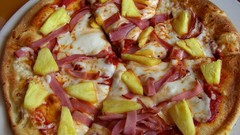 Food pizza pineapples ham