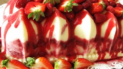 Food strawberries cakes