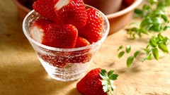 Food strawberries fruits