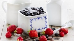 Food sugar Berries blueberries strawberries fruits fresh 