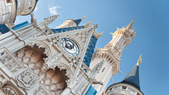 For picture very castle looking This similar