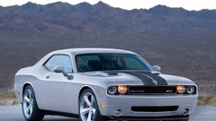 Front dodge challenger Dodge Challenger SRT8