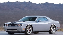 Front dodge challenger Dodge Challenger SRT8