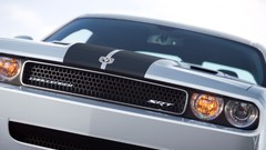 Front dodge challenger Dodge Challenger SRT8