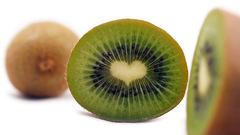 Fruits kiwi Hearts white