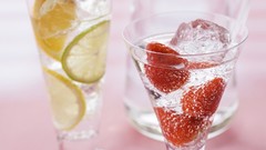 Fruits limes cocktail raspberries