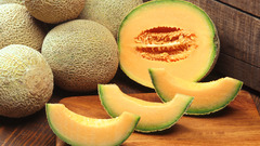 Fruits melons slices