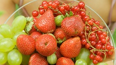 Fruits strawberries
