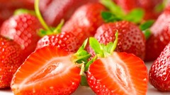 Fruits strawberries