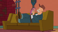 Futurama couch screenshots Scruffy