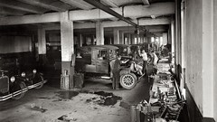 Garages vintage monochrome USA historic