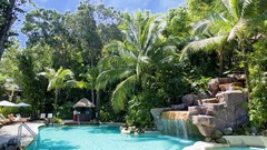 Garden swimming architecture