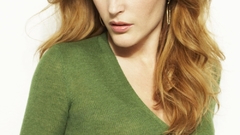 Gillian Anderson