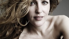 Gillian Anderson