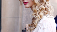 Girl blondes Women Taylor