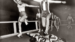 Girls derby high roller Resolution